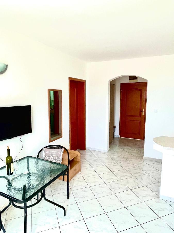 Apartments Villa Relax Petrovac 外观 照片