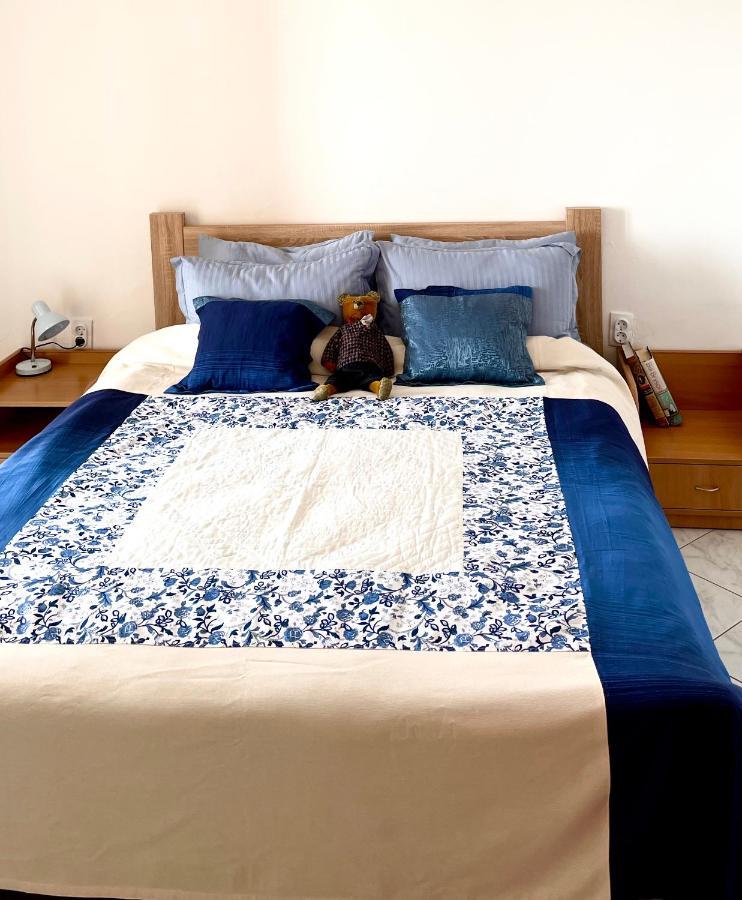 Apartments Villa Relax Petrovac 外观 照片