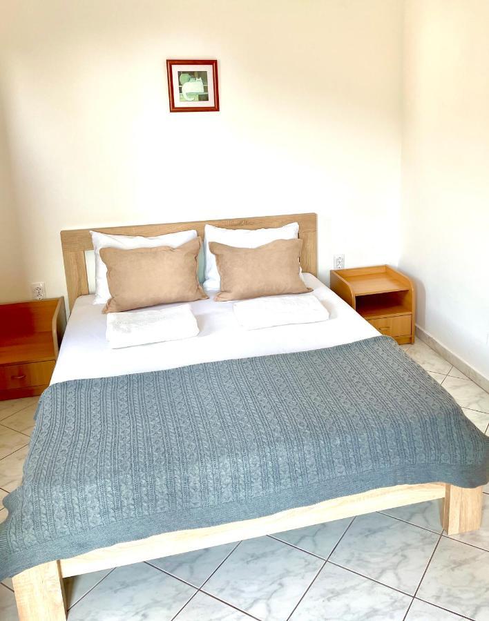 Apartments Villa Relax Petrovac 外观 照片