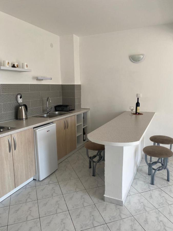 Apartments Villa Relax Petrovac 外观 照片