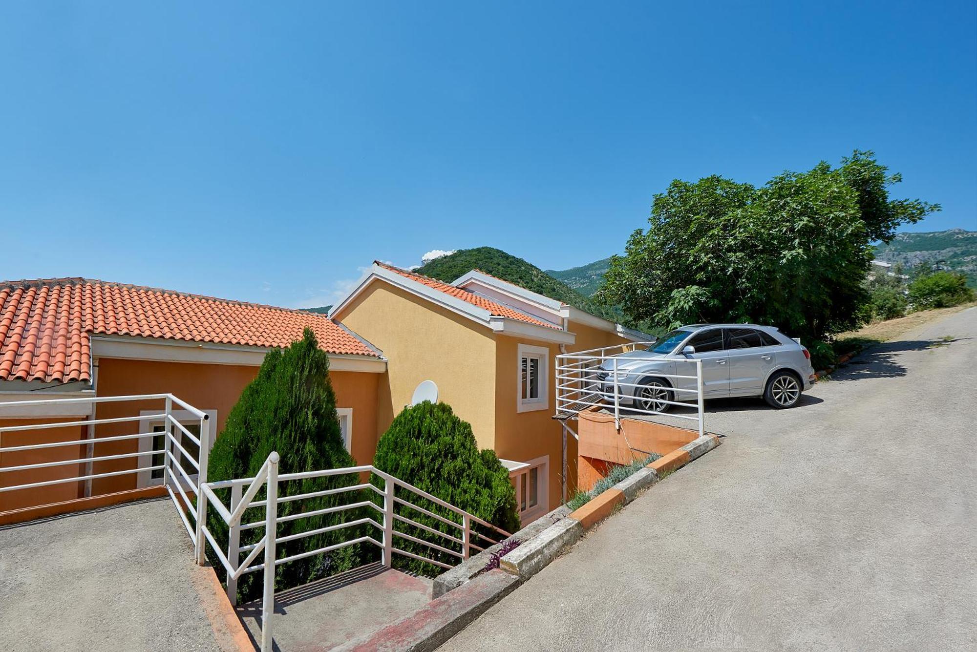 Apartments Villa Relax Petrovac 外观 照片