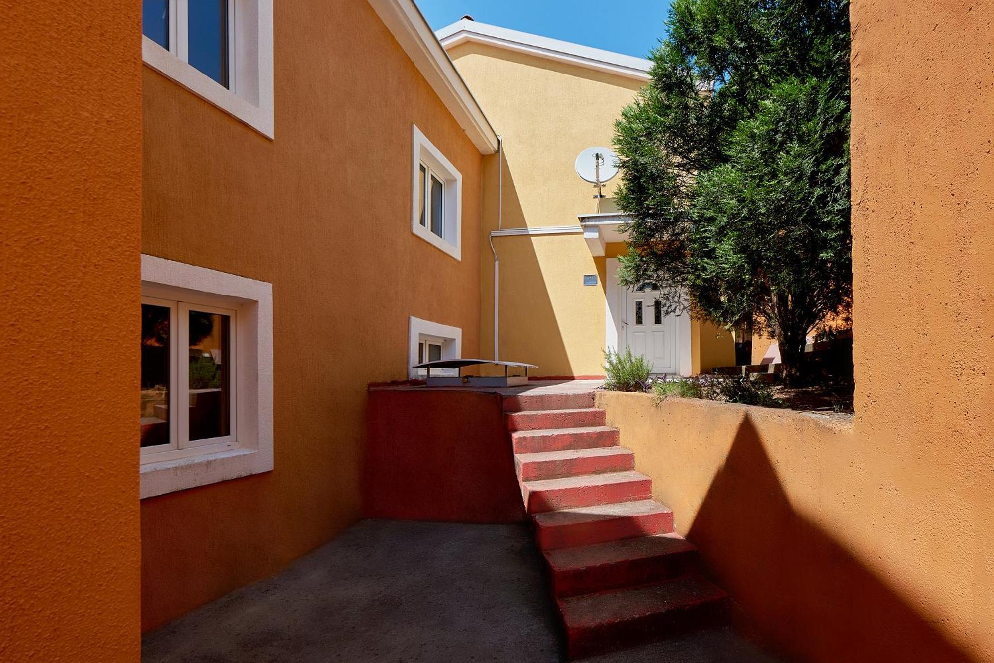 Apartments Villa Relax Petrovac 外观 照片