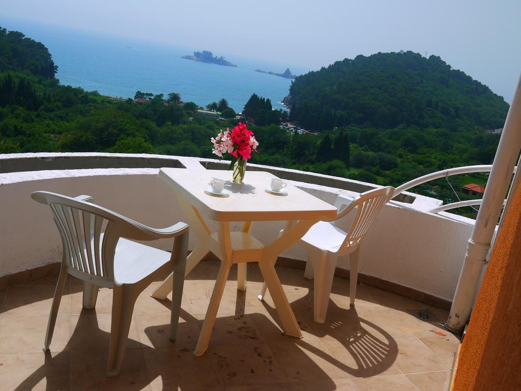 Apartments Villa Relax Petrovac 外观 照片